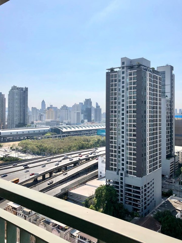 ขายคอนโด แอสปาย พระราม 9 พื้นที่ 32 ตร.ม. 1 ห้องนอน ขาย 3.99 ล้านบาท