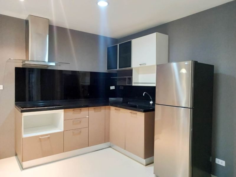 ให้เช่าคอนโด เดอะ วอเตอร์ฟอร์ด ไดมอนด์ สุขุมวิท 30/1 121 ตรม. 3 ห้องนอน 55,000 บ/ด