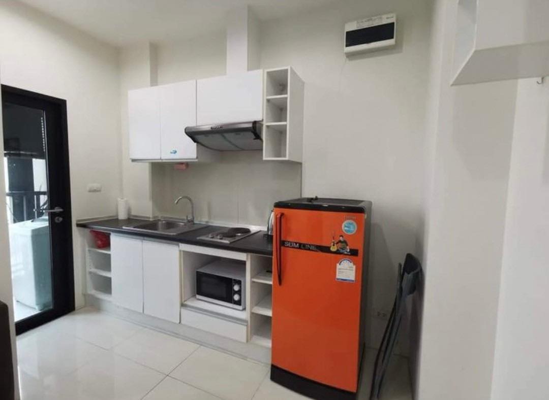 ให้เช่าคอนโด เอสโทร แจ้งวัฒนะ พื้นที่ 35 ตรม 1 ห้องนอน ราคา 10,000 บาท/เดือน