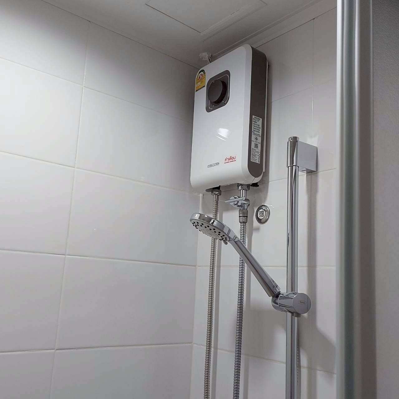 ให้เช่าคอนโด ลุมพินี เพลส พระราม 9 ตึก C ชั้น 14 พื้นที่ 35 ตรม. 1 ห้องนอน