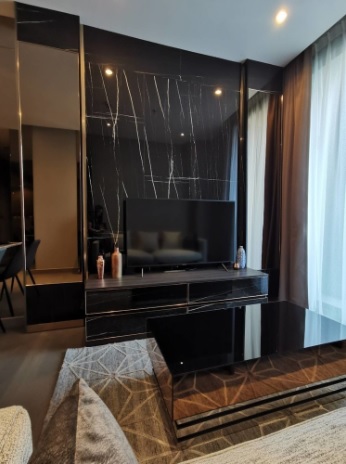 ให้เช่าคอนโด ดิ เอส แอท สิงห์ คอมเพล็กซ์ 77 ตร.ม. 2 ห้องนอน เช่า 64,000 บ/ด