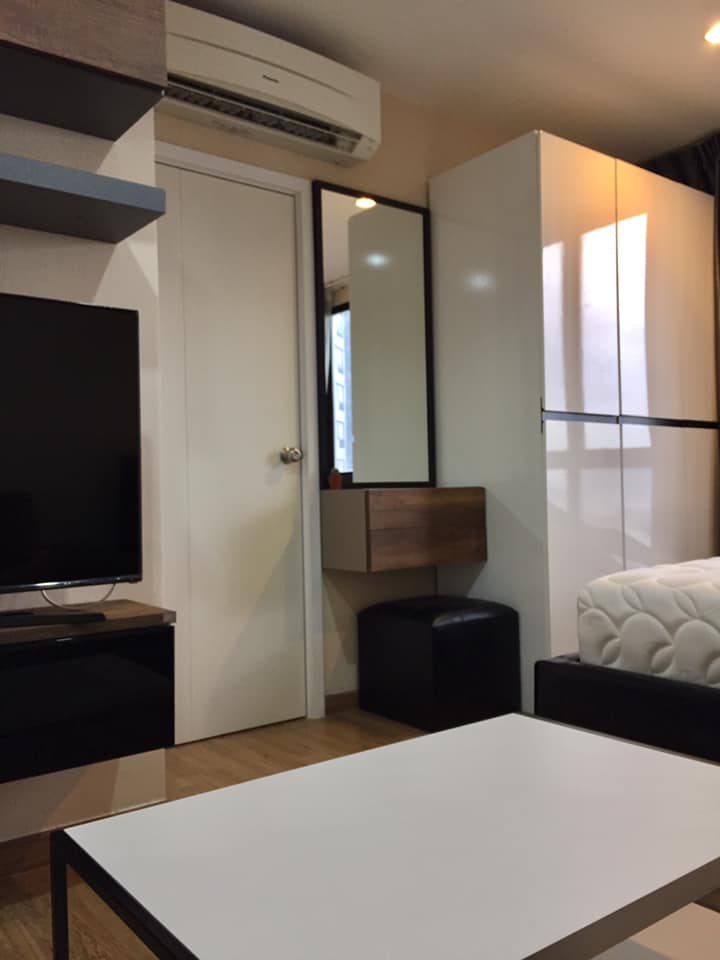 เช่าคอนโด เดอะ ทรี อินเตอร์เชนจ์ พื้นที่ 22 ตร.ม. สตูดิโอ เช่า 8,000 บาท/เดือน