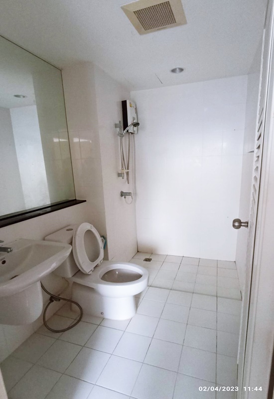 ให้เช่าคอนโด เดอะ ทรี บางโพ สเตชั่นพื้นที่ 30 ตร.ม. สตูดิโอ เช่า 8,000 บ/ด