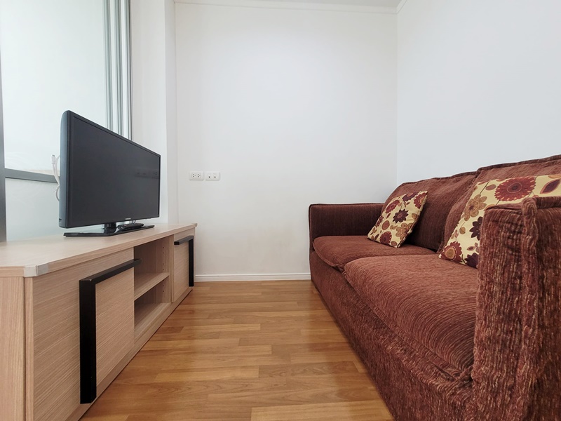 ให้เช่าคอนโด ลุมพินี พาร์ค พระราม 9–รัชดา พื้นที่ 26 ตร.ม. 1 ห้องนอน เช่า 11,000 บ/ด