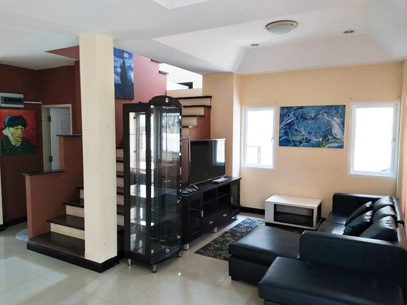 ให้เช่าบ้านเดี่ยว 2 ชั้น ย่านลาดปลาเค้า 43 พื้นที่ 45 ตรว. 3 ห้องนอน เช่า 35,000 บ/ด