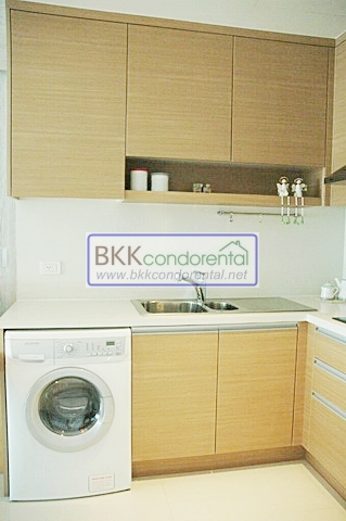 ให้เช่าคอนโด ดิ เอ็มโพริโอ เพลส พื้นที่ 48 ตร.ม. 1 ห้องนอน เช่า 40,000 บ/ด