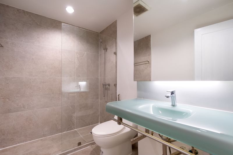 ให้เช่าคอนโด เดอะ วอเตอร์ฟอร์ด ไดมอนด์ 122 ตรม. 4 ห้องนอน เช่า 70,000 บ/ด