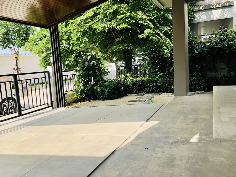 ขาย/ให้เช่า บ้านแฝด 2 ชั้น ย่านพระราม 9 38 ตรว. 3 ห้องนอน เช่า 18,000 บ/ด ขาย 6 ล.