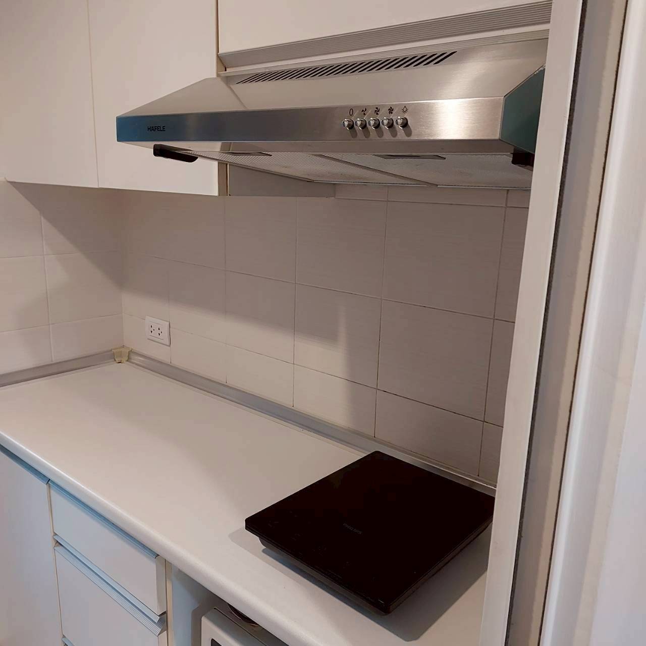 ให้เช่าคอนโด ลุมพินี เพลส พระราม 9 ตึก C ชั้น 14 พื้นที่ 35 ตรม. 1 ห้องนอน