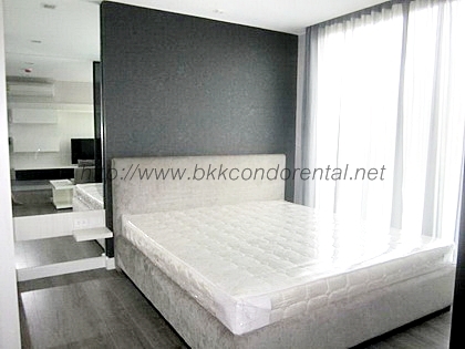 คอนโด ให้เช่า The Room Sukhumvit 40 ชั้น 3 พื้นที่ 45 ตรม.