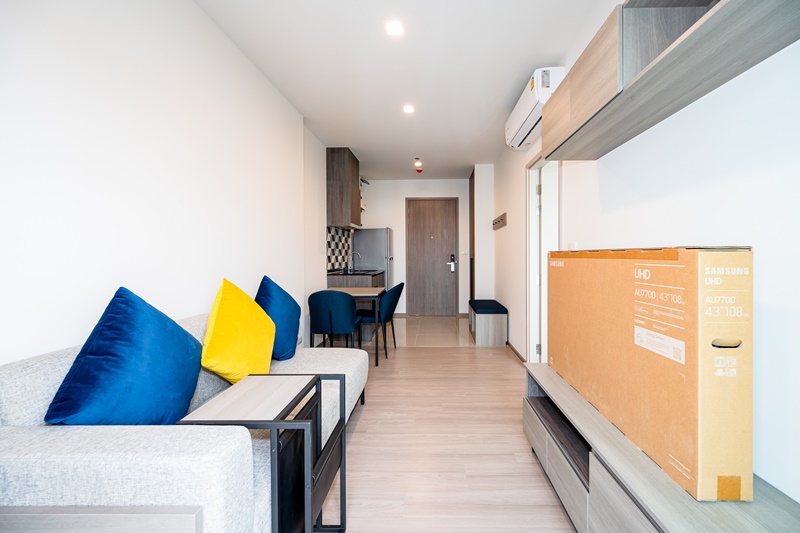 ให้เช่าคอนโด เดอะ เบส เพชรบุรี-ทองหล่อ พื้นที่ 33 ตร.ม. 1 ห้องนอน เช่า 19,000 บ/ด