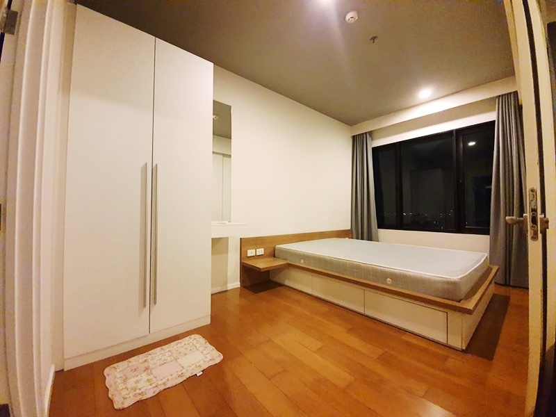 ให้เช่าคอนโด บลอคส์ 77 พื้นที่ 41 ตร.ม. 1 ห้องนอน ให้เช่า 18,000 บ/ด