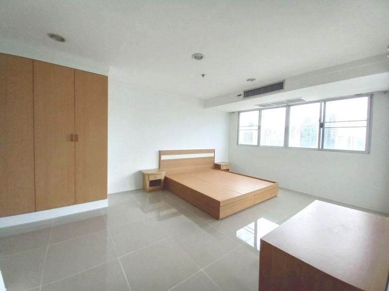 ให้เช่าคอนโด เดอะ วอเตอร์ฟอร์ด ไดมอนด์ 146 ตรม. 3 ห้องนอน เช่า 65,000 บ/ด