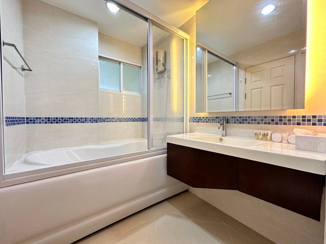 ไลฟ์ พหล อารีย์ 42 ตรม 1 Bed 1 Bath เช่าเดือนละ 16,500 บาท