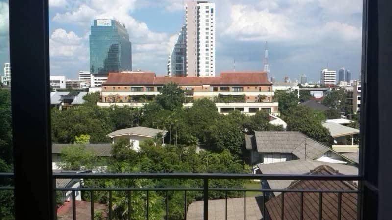 ให้เช่าคอนโด เดอะ ซิลค์ พหลโยธิน - อารีย์ 2 พื้นที่ 50 ตร.ม 1 ห้องนอน วิวสระ ราคา 16,000บาท/เดือน