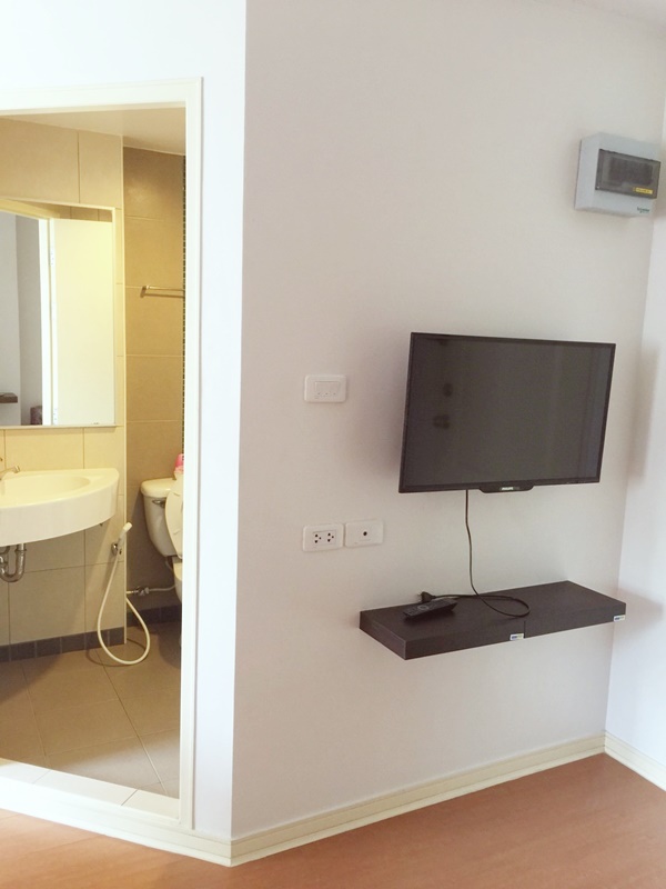 ขายลุมพินี คอนโดทาวน์ รามอินทรา-นวมินทร์ พื้นที่ 26 ตร.ม. 1 ห้องนอน ขาย1.3 ล้านบาท