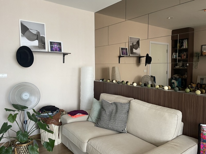 ขายคอนโด เดอะ ทรี อินเตอร์เชนจ์ พื้นที่ 30 ตร.ม. 1 ห้องนอน ขาย 2.4 ล้านบาท