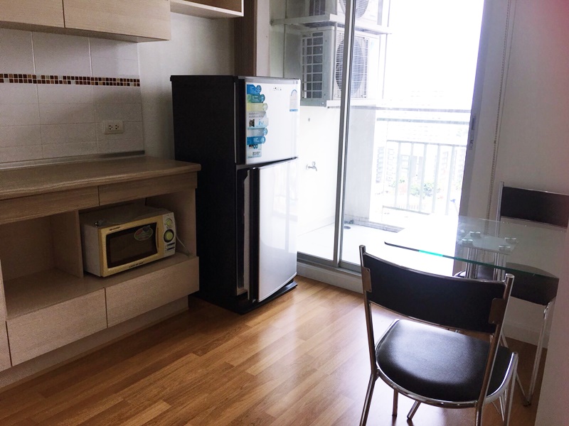 ให้เช่าคอนโด ลุมพินี เพลส รัชโยธิน พื้นที่ 28 ตร.ม. 1 ห้องนอน ให้เช่า 9,500 บ/ด