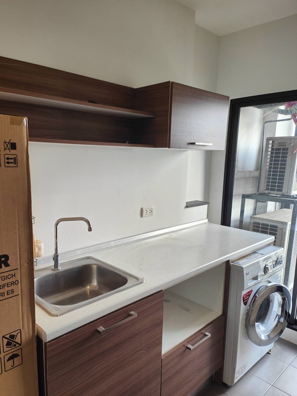 ให้เช่าคอนโด เดอะ ทรี อินเตอร์เชนจ์ พื้นที่ 63 ตร.ม. 2 ห้องนอน เช่า 21,000 บ/ด