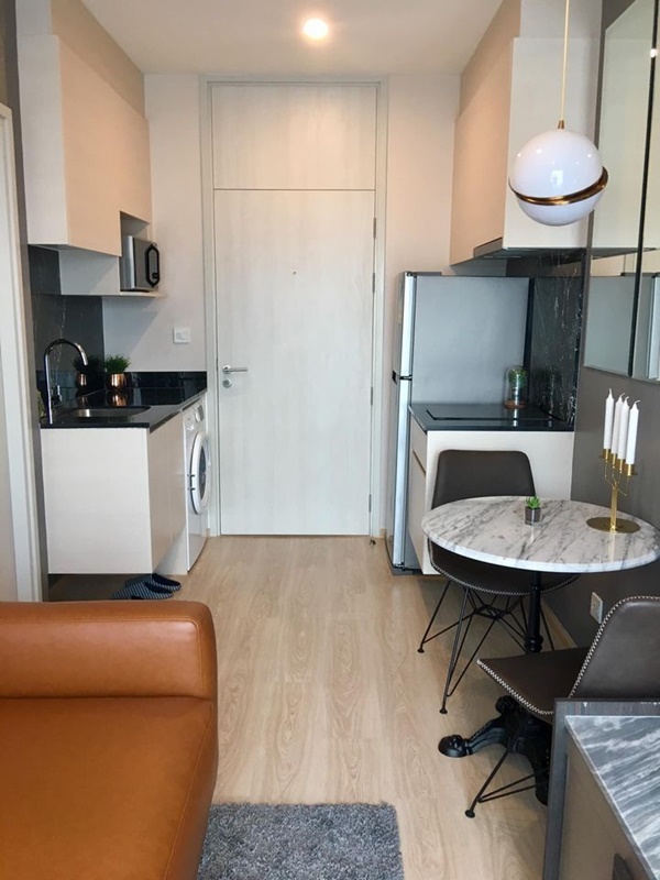 ขายคอนโด โนเบิล รีวอลฟ์ รัชดา 1 พื้นที่ 26 ตร.ม. 1 ห้องนอน ขาย 4.1 ล้านบาท