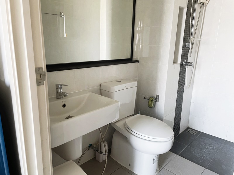 ให้เช่าคอนโด เดอะ ทรี ริโอ้ บางอ้อ พื้นที่ 31 ตร.ม. 1 ห้องนอน เช่า 10,000 บ/ด