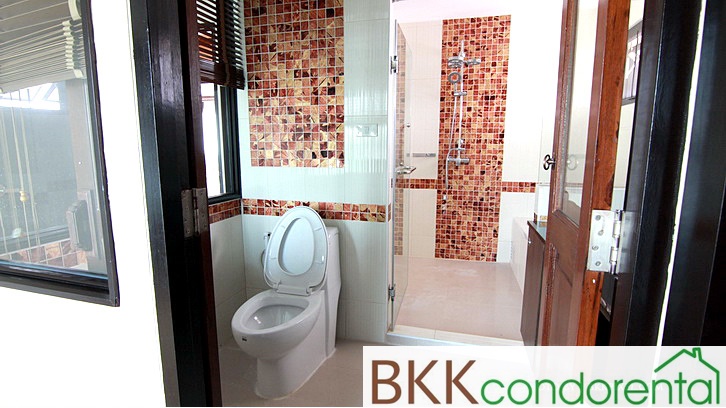 คอนโด ให้เช่า คอนโด วิวาเรียม เรสซิเดน ชั้น 3 พื้นที่ 230 ตรม. 3 ห้องนอน เช่า 50,000 บ/ด