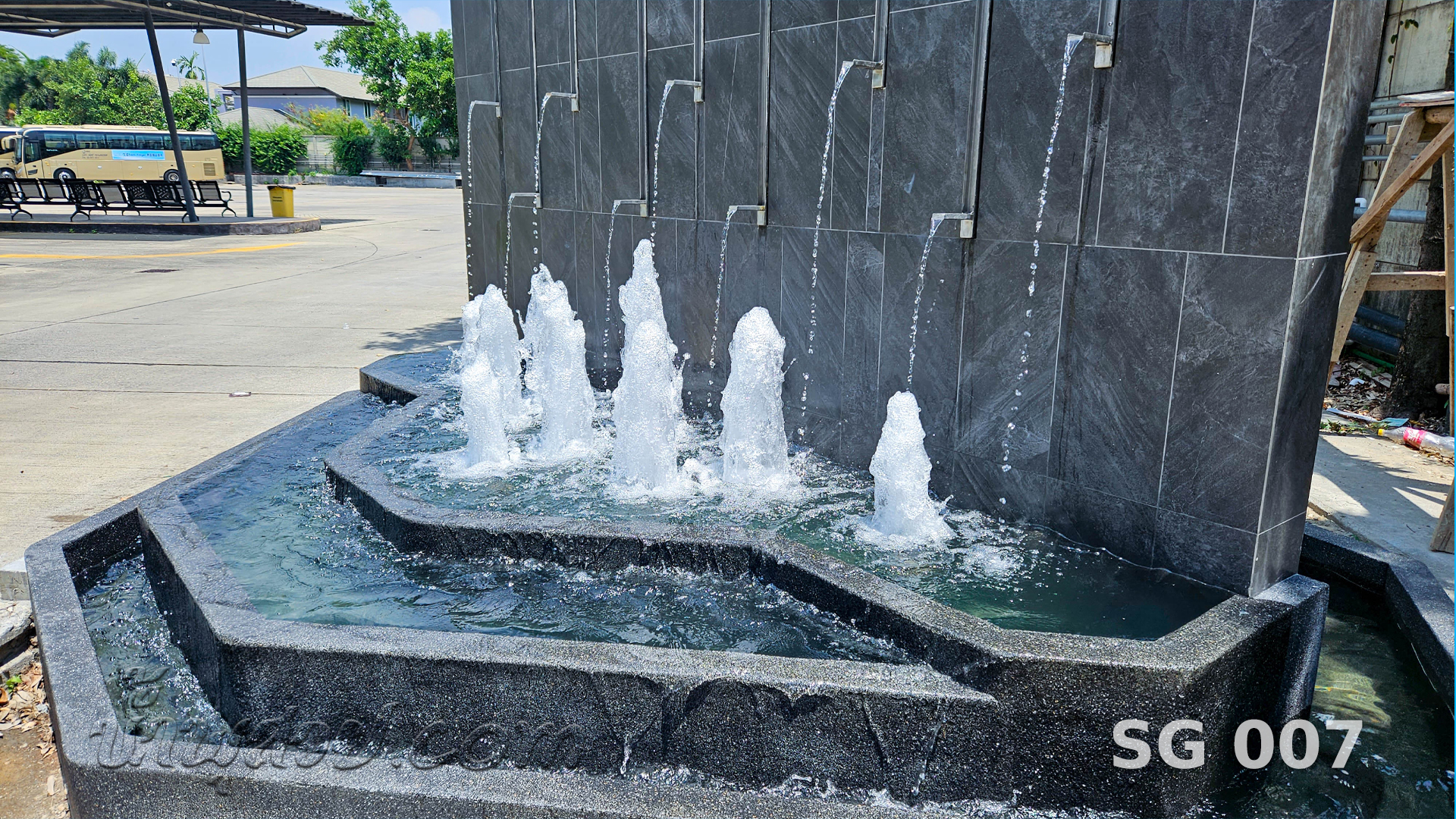 น้ำพุต้นสน - สยามเจมส์ เฮอริเทจ ประดิษฐ์มนูธรรม