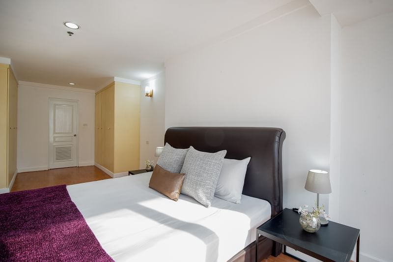 ให้เช่าคอนโด เดอะ วอเตอร์ฟอร์ด ไดมอนด์ สุขุมวิท 30/1 121 ตรม. 3 ห้องนอน 45,000 บ/ด