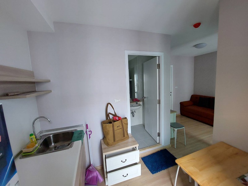 ขายพลัมคอนโด แจ้งวัฒนะ เฟส 1 พื้นที่ 23 ตร.ม. 1 ห้องนอน ขาย 1.7 ล้านบาท