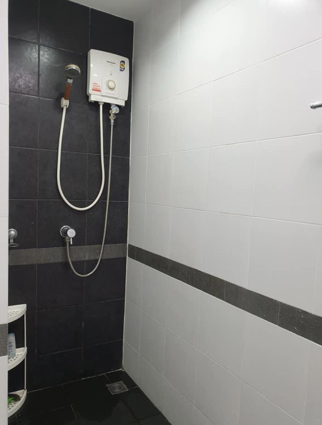 ให้เช่าคอนโด เอ สเปซ อโศก รัชดา 53 ตร.ม. 2 ห้องนอน ราคา 18,000 บาท/เดือน