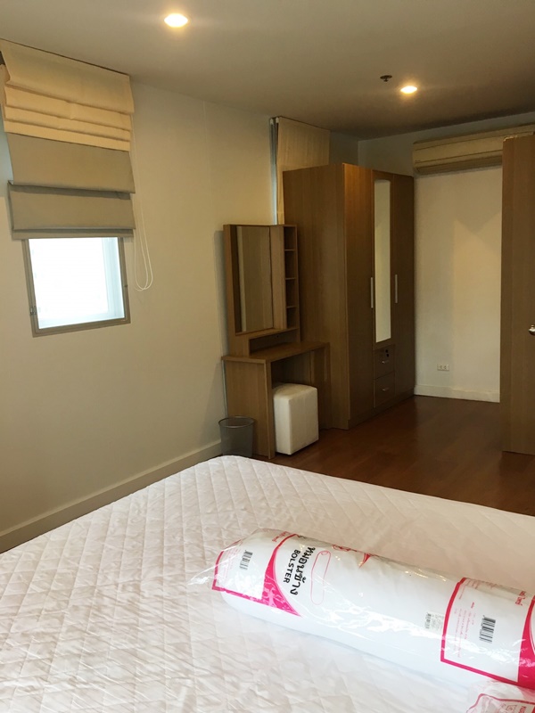 คอนโดให้เช่า วัน เอ็กซ์ สุขุมวิท 26 พื้นที่ 50 ตร.ม. 1 ห้องนอน ให้เช่า 20,000 บ/ด