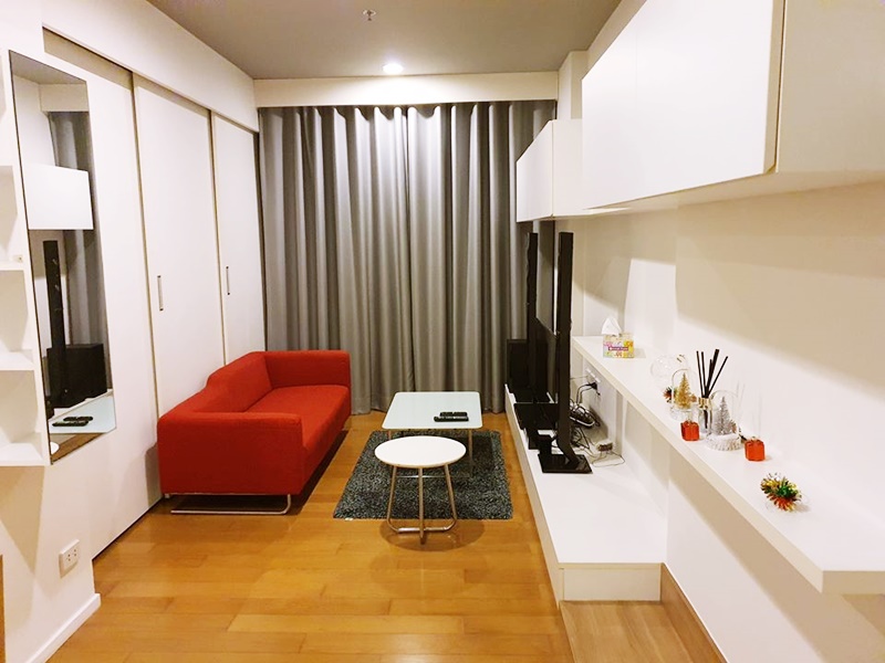 ให้เช่าคอนโด บลอคส์ 77 พื้นที่ 41 ตร.ม. 1 ห้องนอน ให้เช่า 18,000 บ/ด