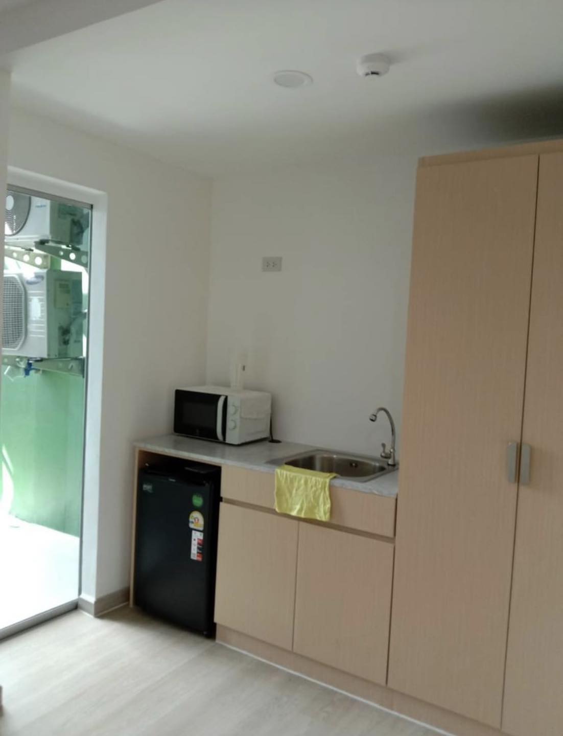 ให้เช่า พาร์ค เอกโซ เกษตร นวมินทร์ 33 ตร.ม 1 ห้องนอน วิวสระ ราคา 9,000 บาท/เดือน