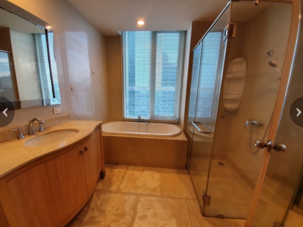 ขายคอนโด ดิ เอ็มไพร์ เพลส พื้นที่ 114.69 ตร.ม. 2 ห้องนอน ขาย 17.3 ล้านบาท