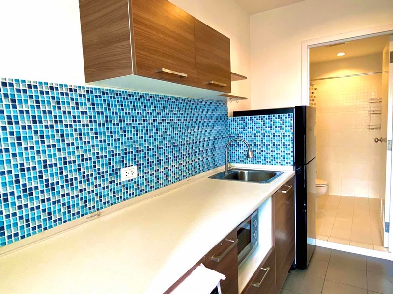 ให้เช่าคอนโด เดอะ ทรี อินเตอร์เชนจ์ พื้นที่ 60 ตร.ม. 2 ห้องนอน เช่า 20,000 บ/ด