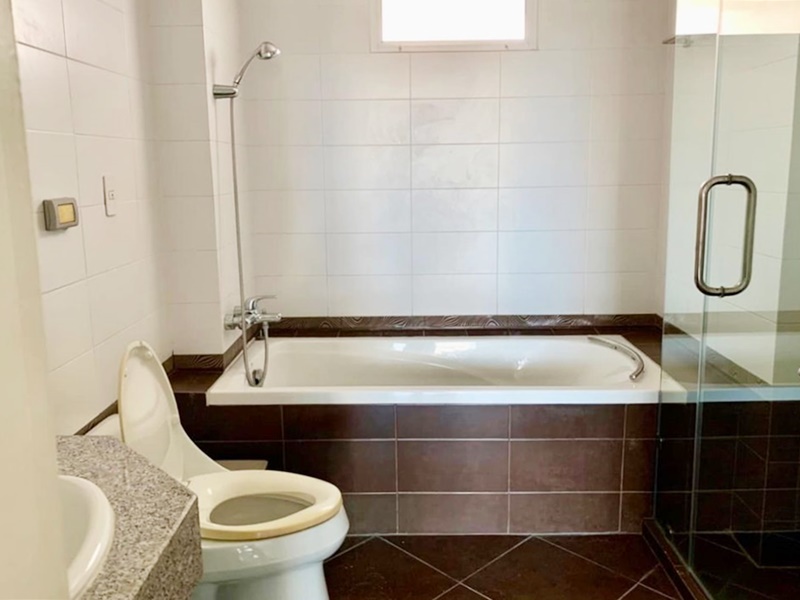 ให้เช่าคอนโด ริมธารา เรสซิเด้นซ์ พื้นที่ 96 ตรม. 2 ห้องนอน เช่า 35,000 บ/ด