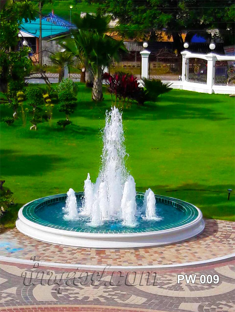 บ่อวงกลม ชุดน้ำพุ 3 ชั้นหัวน้ำพุต้นสน 15 หัว ที่บ้าน ปัทมาวรรณ หนองคาย