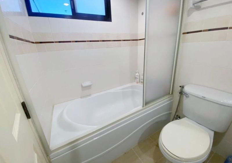 ให้เช่าคอนโด ลุมพินี เพลส พหล-สะพานควาย 30 ตร.ม. สตูดิโอ เช่า 10,000 บ/ด