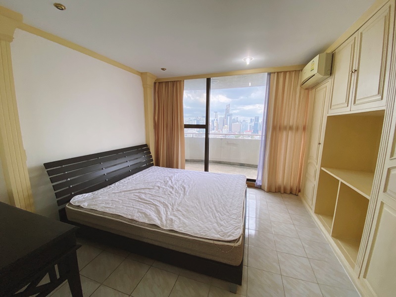 ขายคอนโด ศุภาลัย เพลส สุขุมวิท 39 พื้นที่ 120 ตรม. 2 ห้องนอน ขาย 7.72 ล้านบาท