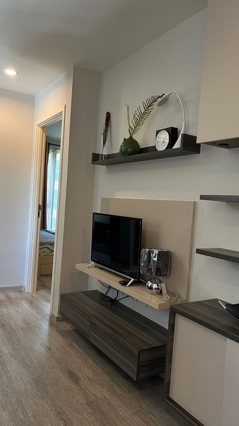 ให้เช่าคอนโด เซ็นทริค อารีย์ สเตชั่น พื้นที่ 28 ตร.ม. 1 ห้องนอน เช่า 17,500 บ/ด