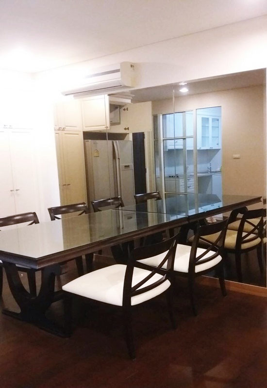 ขายคอนโด ไอวี่ ทองหล่อ พื้นที่ 85 ตร.ม. 2 ห้องนอน ขาย 18.5 ล้านบาท