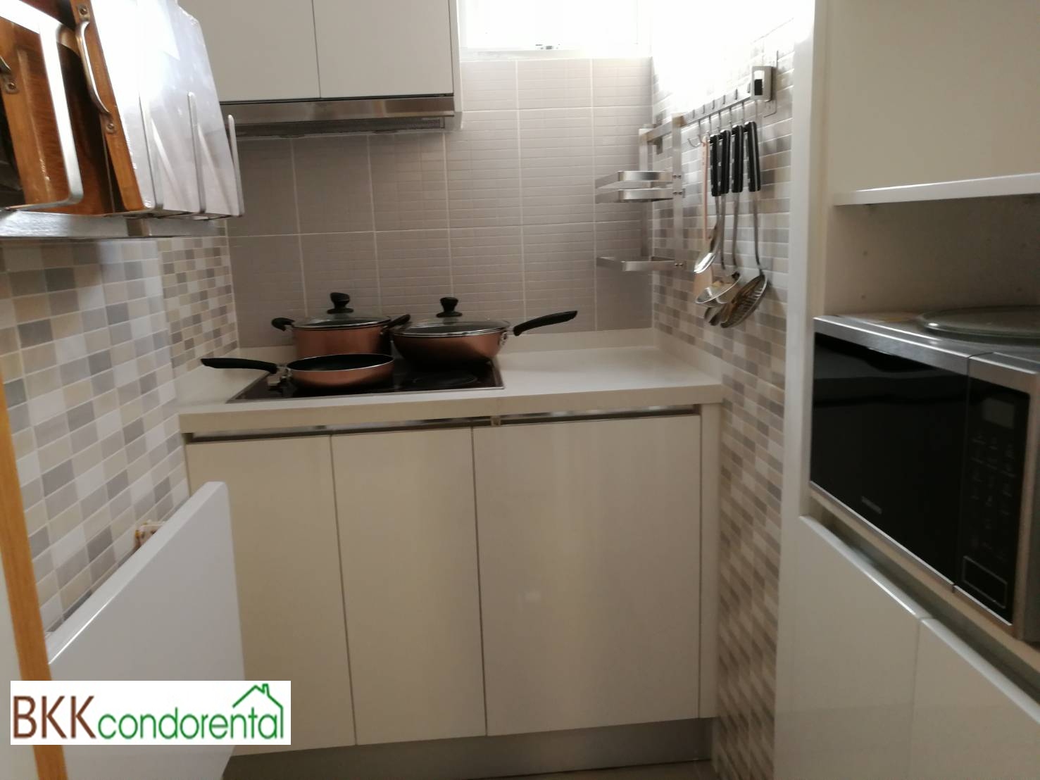 ให้เช่าคอนโด เบลล์ แกรนด์ พระราม 9 พื้นที่ 108 ตร.ม. 3 ห้องนอน เช่า 90,000 บ/ด