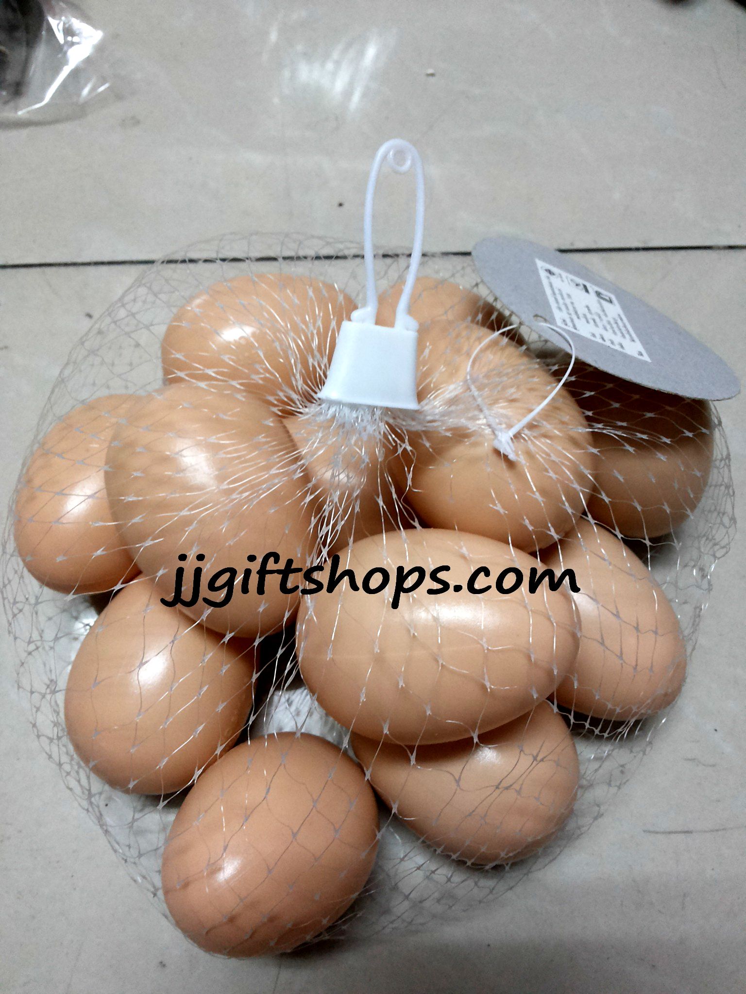ไข่ไก่ บีบมีเสียง 12 ลูก