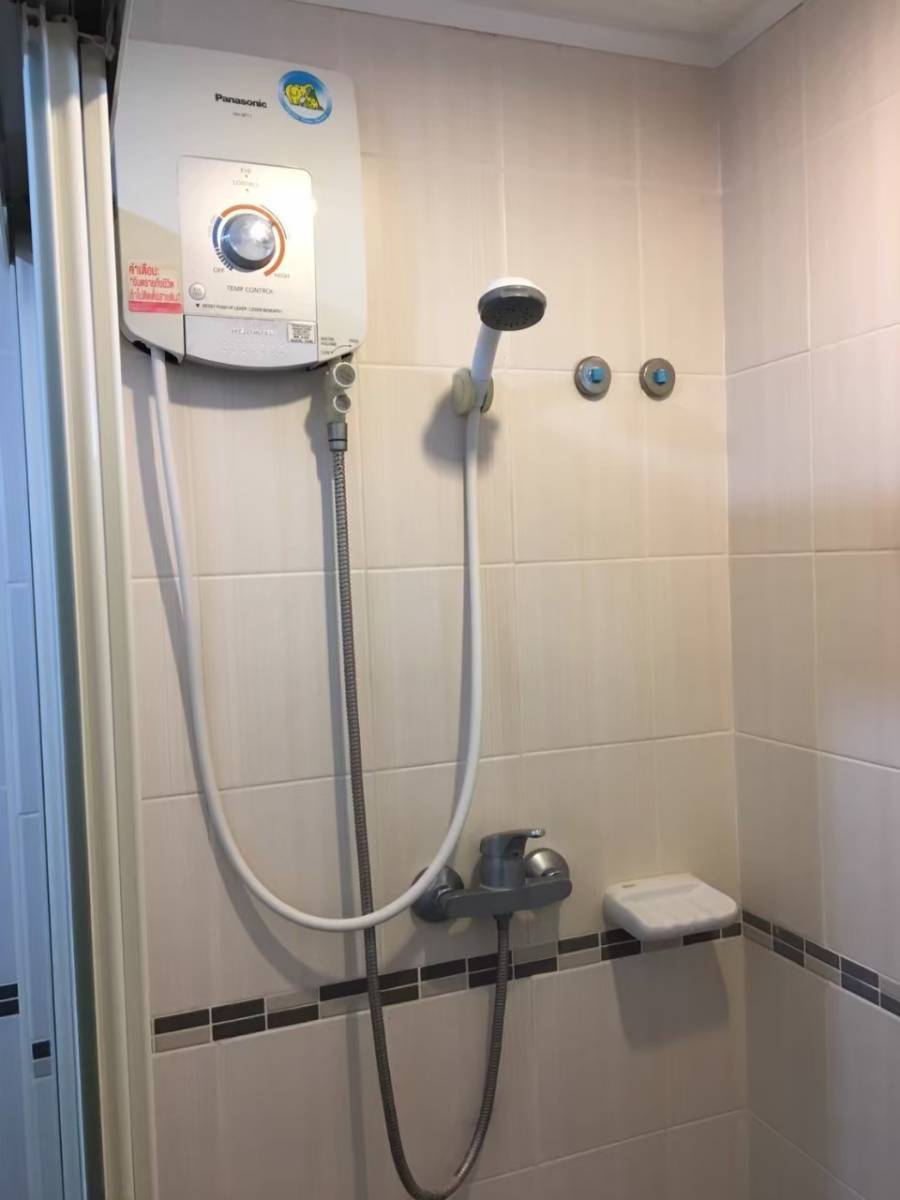 ให้เช่าคอนโด ลุมพินี เพลส พระราม 8 พื้นที่ 30 ตร.ม. 1 ห้องนอน เช่า 9,500 บ/ด