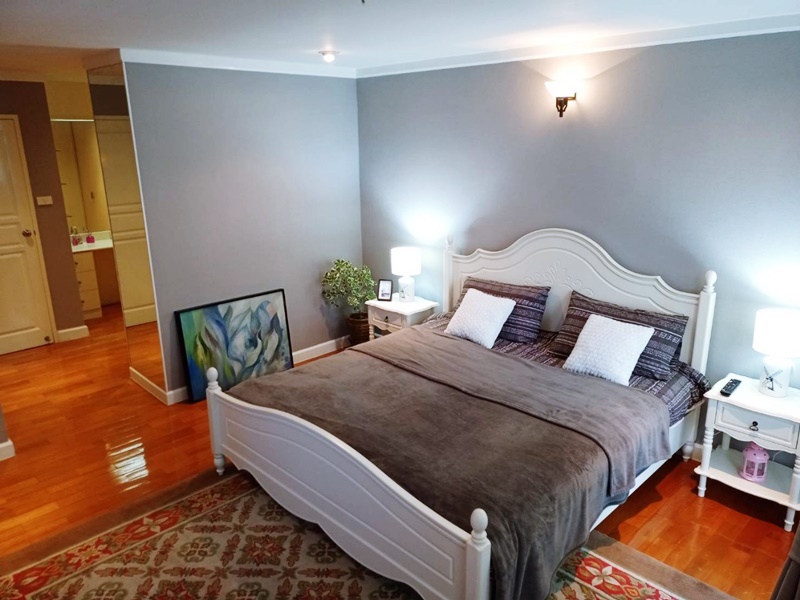 ขายคอนโด ศุภาลัย เพลส สุขุมวิท 39 พื้นที่ 136 ตรม. 2 ห้องนอน ขาย 11.1 ล้านบาท