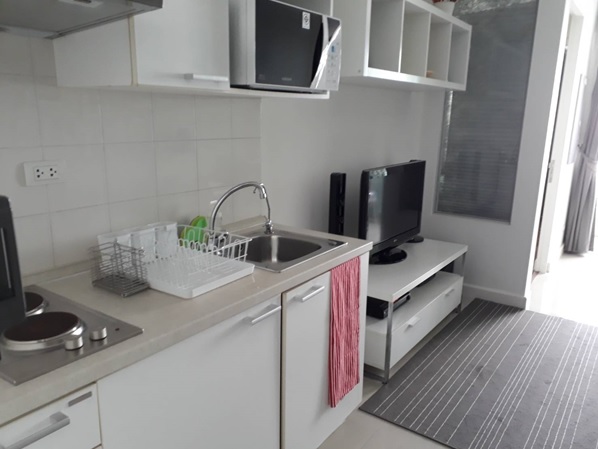 ให้เช่าคอนโด เดอะ โคลเวอร์ ทองหล่อ พื้นที่ 36 ตร.ม. 1 ห้องนอน เช่า 18,000 บ/ด