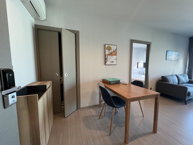 ให้เช่าคอนโด ไลฟ์ อโศก - พระราม 9 พื้นที่ 58 ตร.ม. 2 ห้องนอน เช่า 35,000 บ/ด