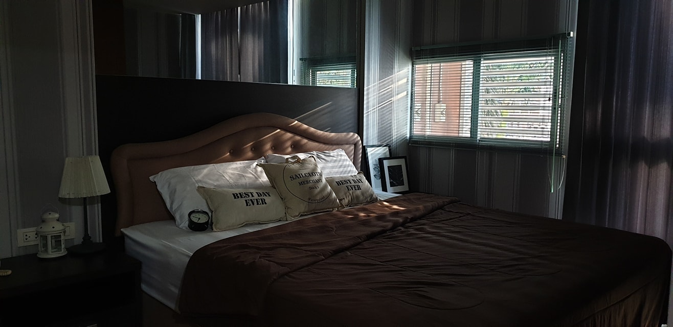 ให้เช่า คอนโด เดอะ คริส รัชดา 17 พื้นที่ 46 ตรม. 1 ห้องนอน ราคา 14,500 บาท/เดือน