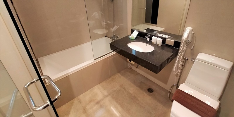 ให้เช่าคอนโด 42 แกรนด์ เรสสิเด้นซ์ พื้นที่ 130 ตร.ม. 2 ห้องนอน เช่า 50,000 บ/ด