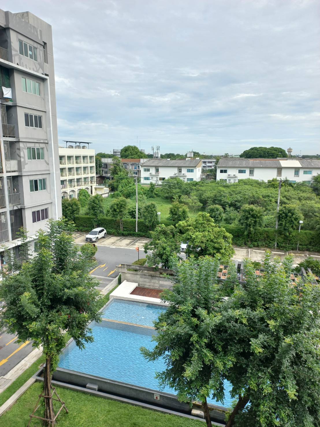 TD-M24.1 ขายคอนโด d Condo Ramindra ตึก D ชั้น 5 วิวสระว่ายน้ำ พื้นที่ 32 ตรม. ราคา 1,350,000 บาท